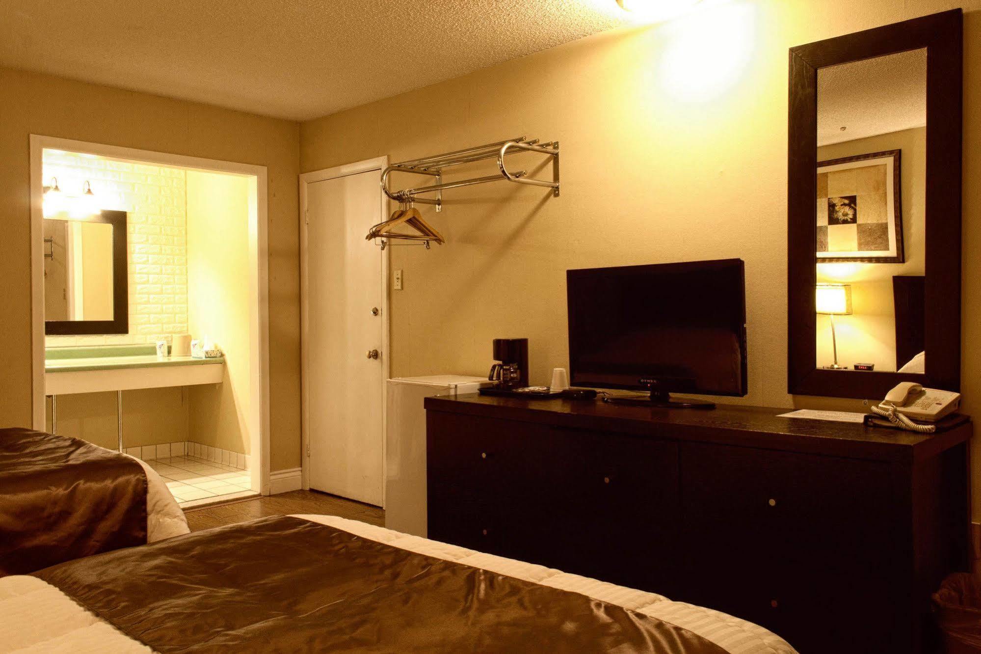 Hotel Moncton Zewnętrze zdjęcie